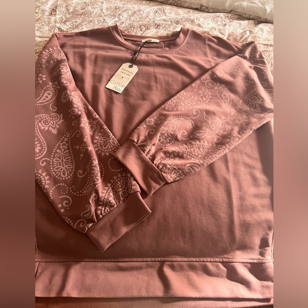 TWO Boutique Style Sweatshirts Size M